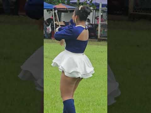 Cachiporristas del Instituto Nacional de La Unión en Jiquilisco 💃🌹🤩👏