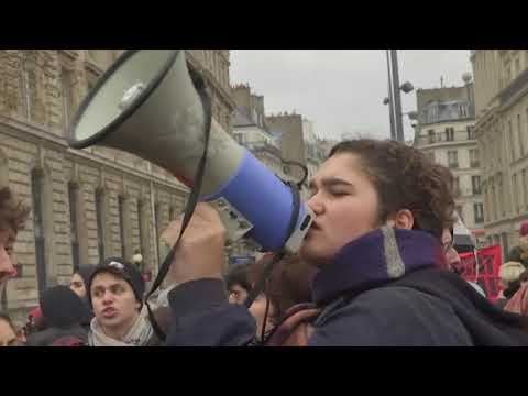 Several hundred high-school students marched in Paris Friday amid a nationwide protest against the French government's fiscal policies. Tensions rose after amateur video showed more than 150 students arrested outside of Paris. (Dec. 7)