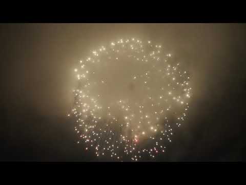 16RWBW 16" american made ruby red to white to sapphire blue to willow diadem w/ tail