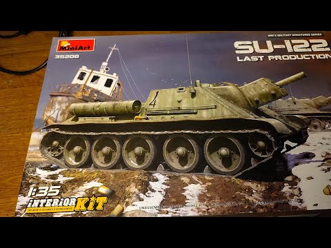 Сборная модель  СУ-122 последних выпусков с полным интерьером (Miniаrt 35208) 1:35