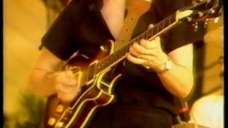 Clean Fast Vic Juris Gtr Solo With Adam Makowicz Band.