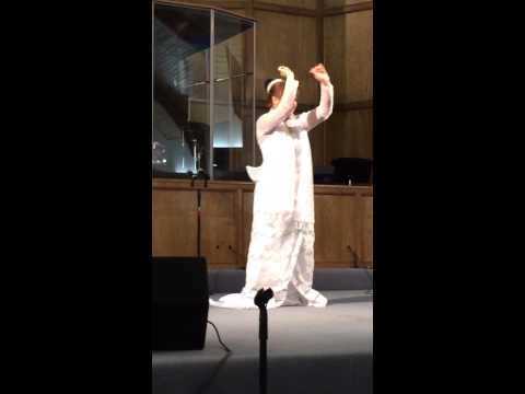 Burmese traditional dance - Man Zen Niang