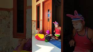 Download lagu Swapping mom's pillow with a rock #shorts#trending#funny#subscribe mp3