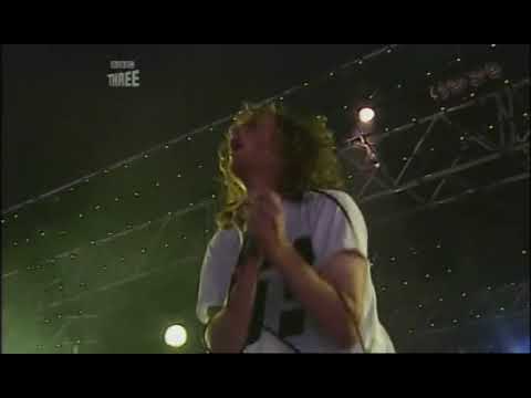 ¡Forward, Russia! - Eighteen (Live at Leeds Festival 2006 / BBC Three)