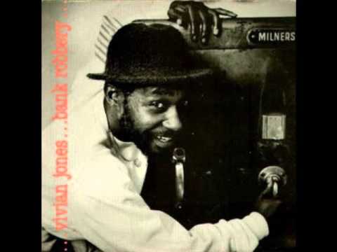 Vivian Jones - Flash It And Gwaan