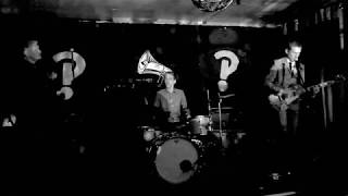 Interrobang - Mad As Hell - The Golden Lion, Todmorden