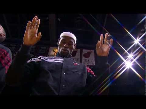 LeBron James Torches the Knicks