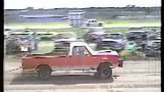 preview picture of video '1975 DODGE POWERWAGON SIZZLER R/T AT ATKINSON HAY DAYS PICKUP PULL, 440 MOPAR'