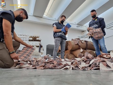 Scoperta stamperia clandestina del lusso: sequestrati 200mila marchi contraffatti