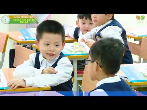 Tiếng Việt 1 - tập Hai - bộ sách Kết nối tri thức với cuộc sống - Bài Nụ hôn trên bàn tay