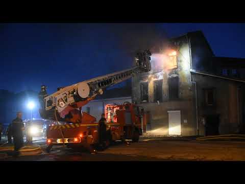 Feu d'immeuble à Retournac