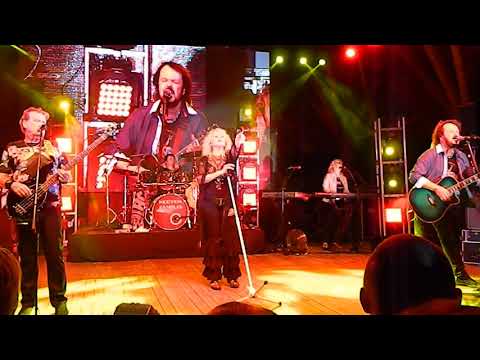 Neoton Familia Szép nyári nap