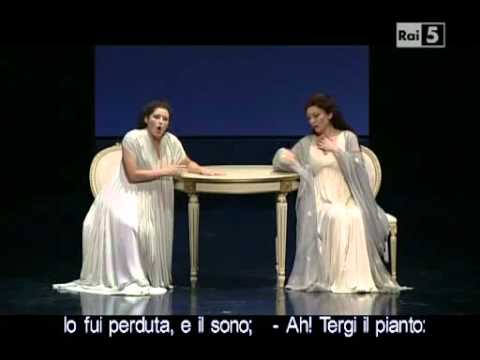 Sola, furtiva al tempio - D. Dessì/K. Aldrich (Norma/Bellini)
