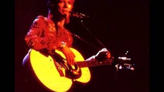 David Bowie - The Prettiest Star [The Hype]