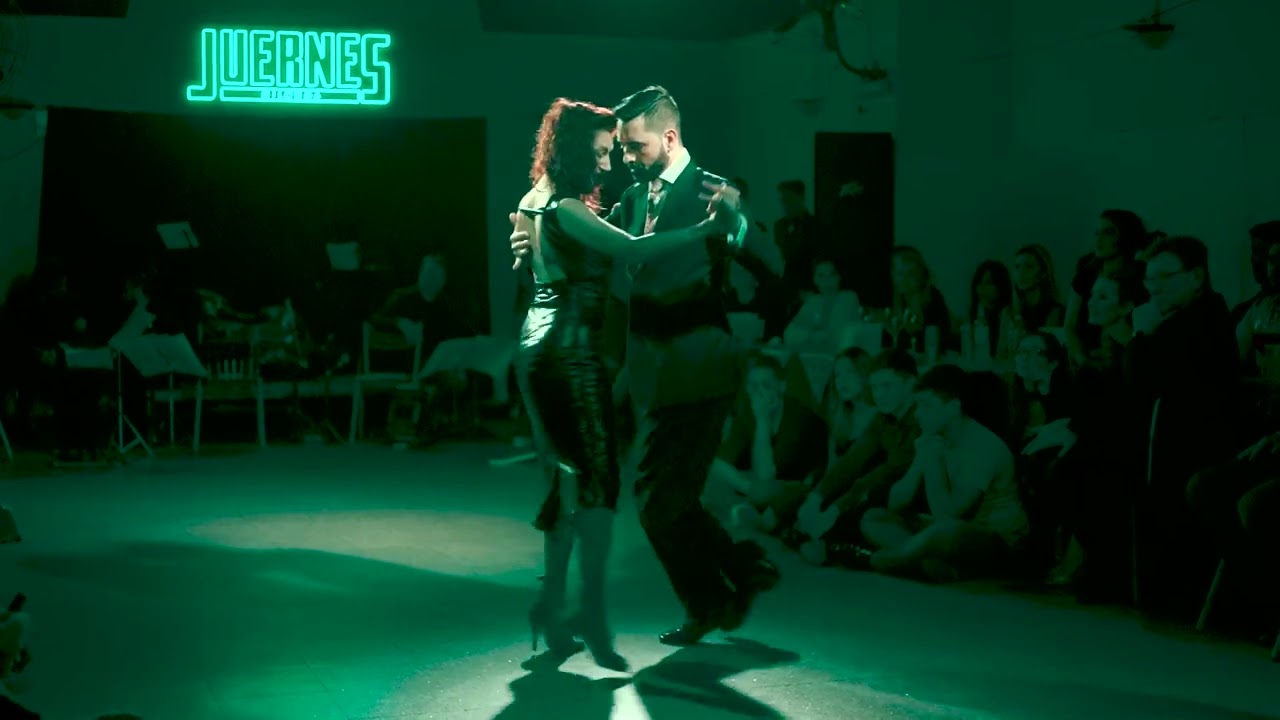 Javier Rodriguez y Moira Castellano en Juernes Milonga (2/2)