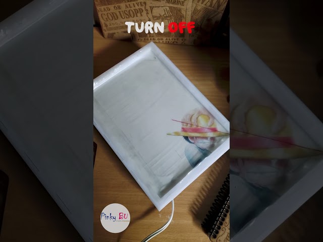 Vídeo relacionado con Paladone One Piece Lámpara led caja luminosa con logo, licencia oficial del anime de Netflix, regalo de los Sombrero de Paja para fans de la cultura pop, decoración para el hogar con pilas