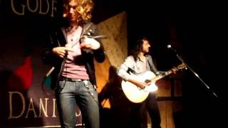 Tyler/Travis, The Weight (The Band)