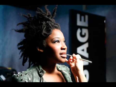 The Voice of Holland 2012 - Auditie - Leona Philippo - Mesmerized