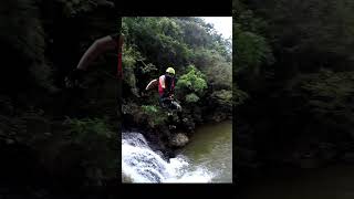 Water jump | Canyoning in Da Lat | Nhảy th&aacute;c Đatanla Đ&agrave; Lạt #canyoning #canyoningdalat