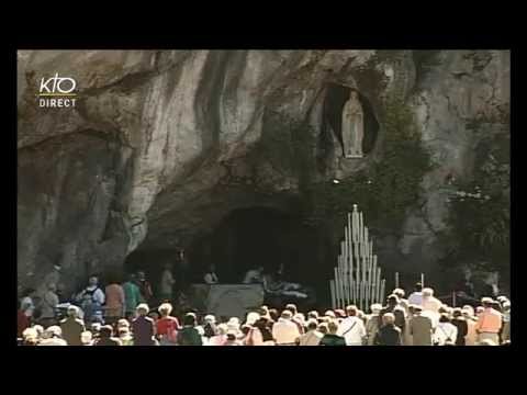 Chapelet à Lourdes