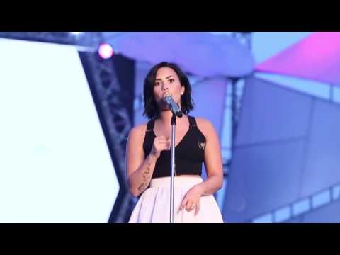 Thumbnail for Demi Lovato - Let it go (Rehearsal YAN Beatfest Vietnam 08052015) by Demi Lovato