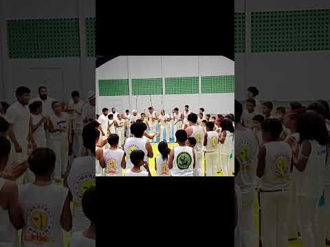 roda de capoeira em jacaré dos homens