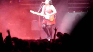 Anika Moa - Running Through The Fire (Live at VNZMA 2010)