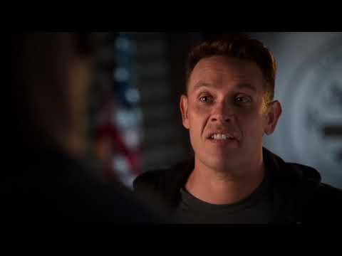 Lucifer   4x01   Amenadiel and Dan