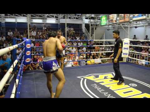 Carlos PTT (Spain) vs Tanadech (Thailand) Muay Thai fight 21 Oct 2015
