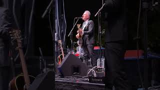 Lyle Lovett – Cute as a Bug– Live