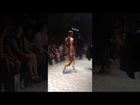 Virgin Australia Melbourne Fashion Festival - Strateas Carlucci