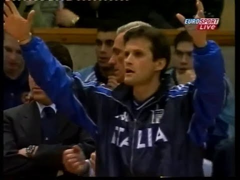 ARCHIVE 2001 GOALS Italy - Ukraine