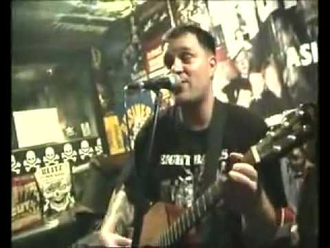 Eight Balls - unplugged