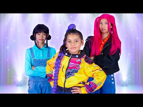 Ellie Learns Teamwork with KPop Demon Hunters Dance & Shop Adventure