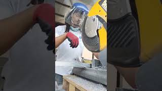 learn how to use a DeWalt miter saw