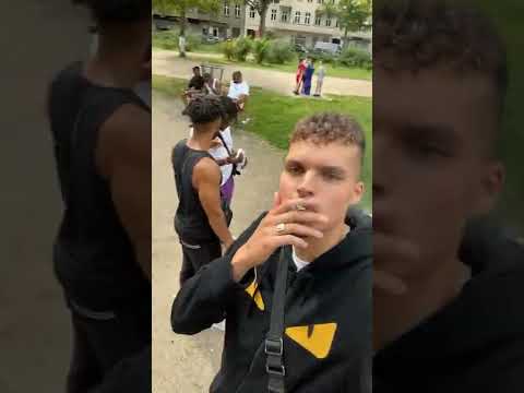 Ezco 44 - Check in (Hörprobe)