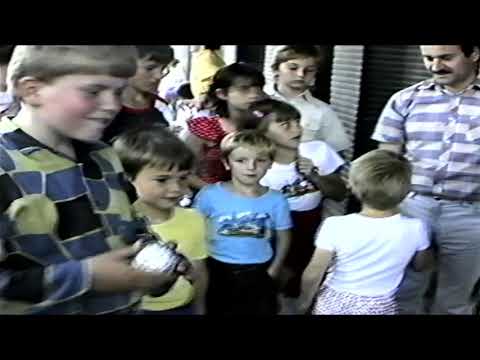 RETRO VIDEO 🙂 č.40  - "Halo Halo" (Čadca) (1989)( súťaže a hry pre deti)