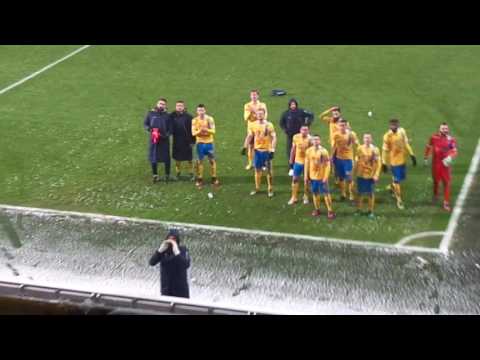 Anthony Sadin chante après le 0 -1 au Cercle Bruges - Union Saint-GIlloise le 10.02.2017