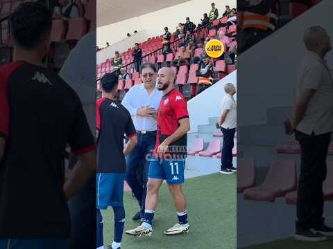 آيت منا يواصل دعم لاعبيه ويحضر لمساندة الوداد أمام حسنية أكادير