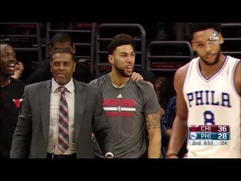 Bobby Portis Puts It Down Over Saric l 11.25.16