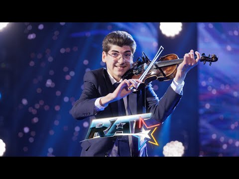Seby de la Galați, băiatul care a cântat la vioară muzică lăutărească | Românii Au Talent S15