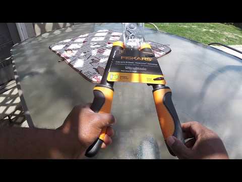 Review Fiskars Ultra Blade Manual Hedge Trimmer