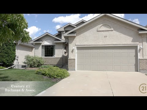 House for sale at 10 Baytree Court in Linden Woods