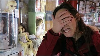 TOKYO ANIME &amp; ELECTRONIC DISTRICT + Our first pork buns - YouTube