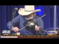 Charlie Daniels performs "The South's gonna do it again" on Huckabee