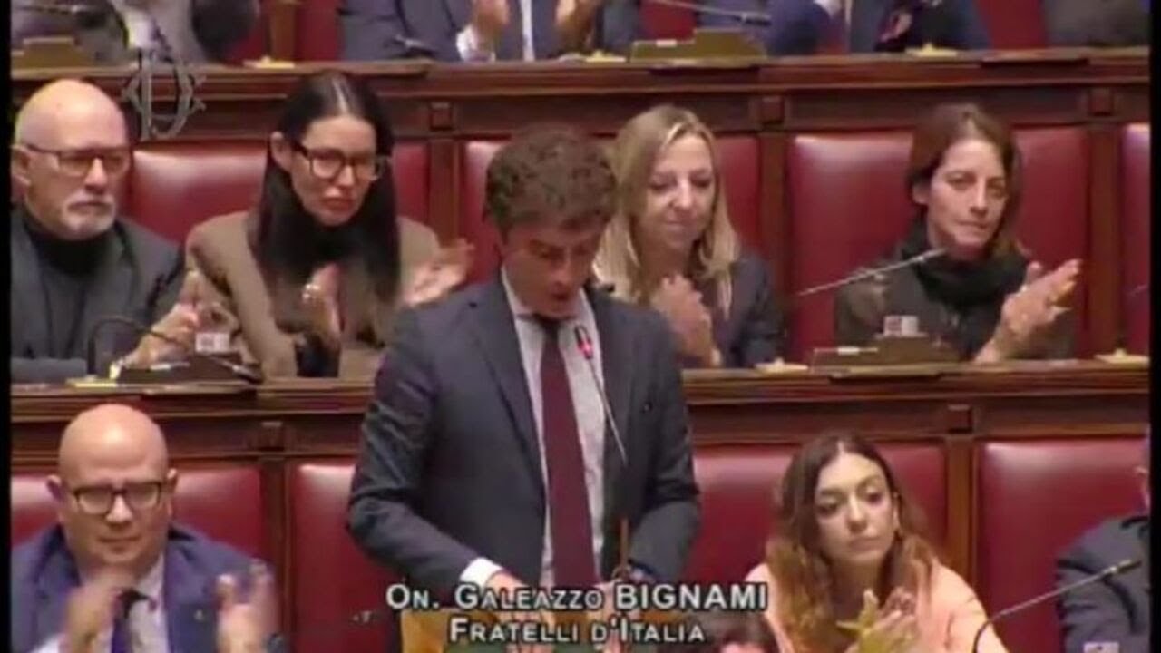 Bignami (FdI) al Pd: In Medio Oriente mettete il velo perché vi vergognate di essere italiani