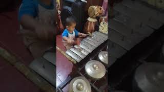 Download lagu Nayaga seni cilik mp3 Download lagu Nayaga seni cilik mp3