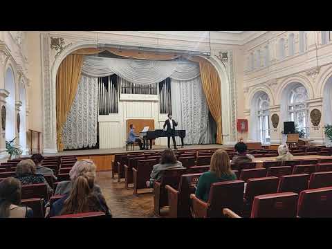 Daniil Buchka sings "Di provenza il mar il suol" (La Traviata) (vocal exam)