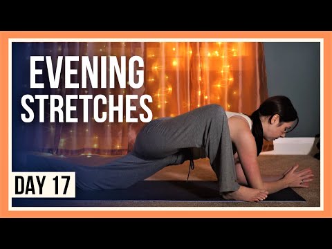 15 min Evening Yoga Flow – Day #17 (DEEP STRETCHES)