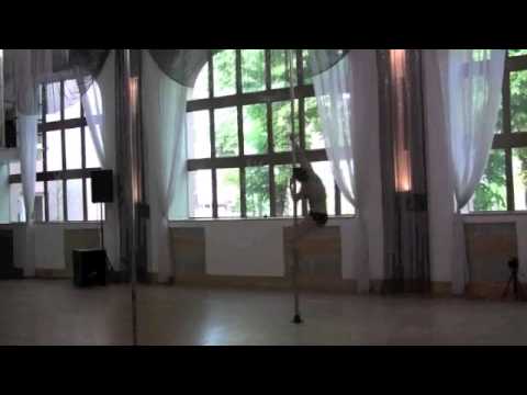 Mistrzyni Pole Dance Polska 2013 - Agata Jarzębowska (DUENDE Dance Studio) - układ dowolny